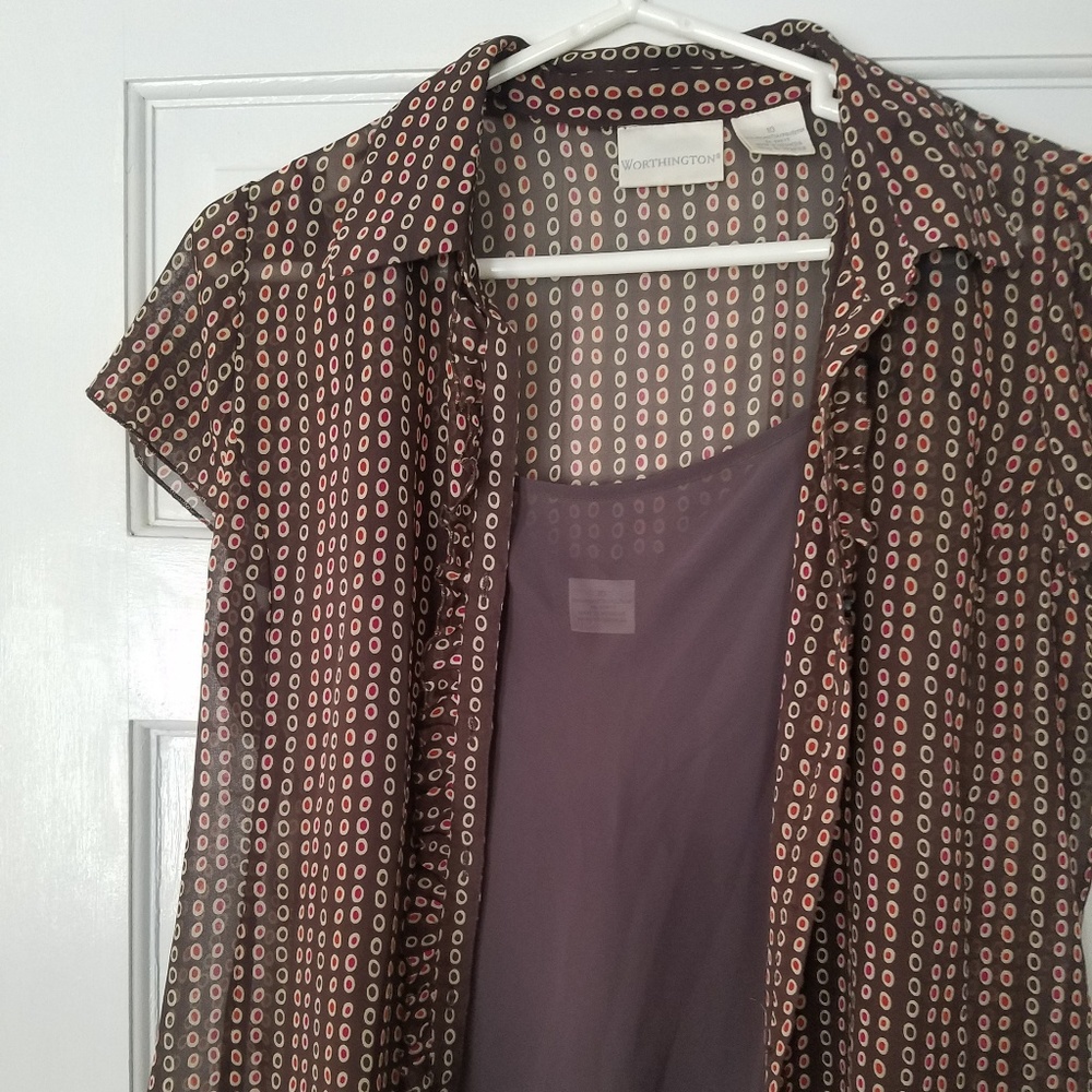Adorable v neck blouse